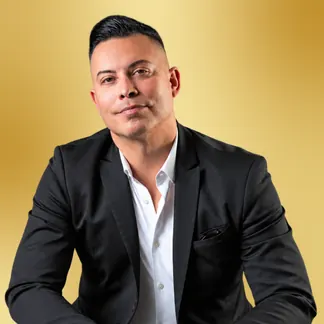 Tomas Lares